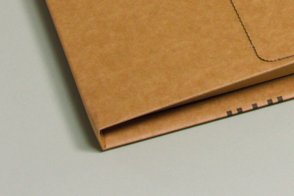 Double-layered edge protection